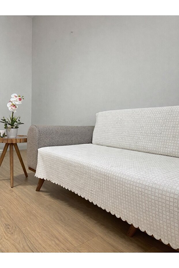 Pötikare Fleece Sofa Cover - 1 Piece - Cream