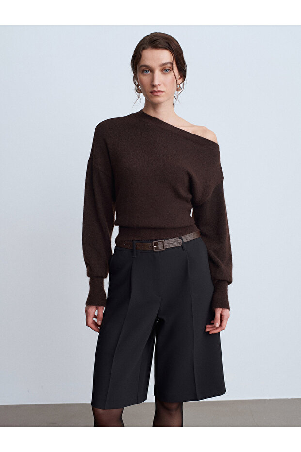 72233 Kemerli Bermuda Şort-Siyah - 2