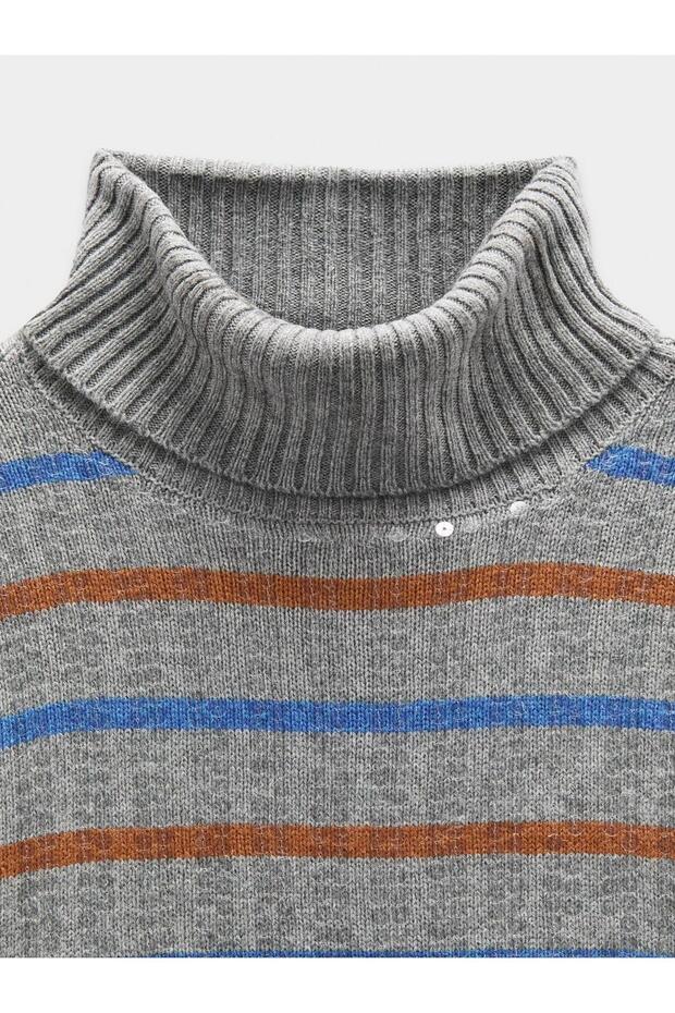 Çizgili ve Payetli Örme Kazak - 6