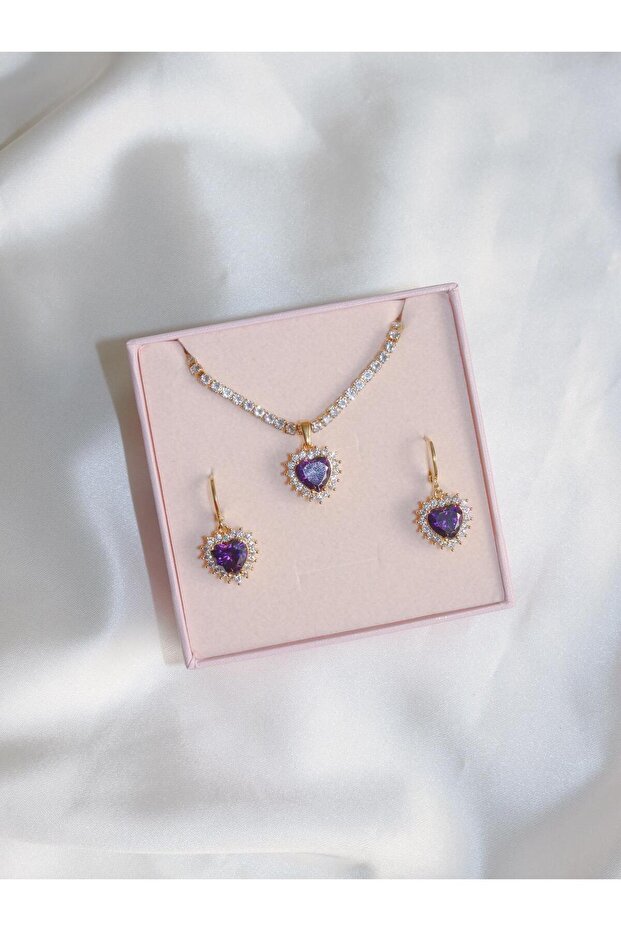 Royal Heart Choker Necklace and Earring Set - Gold Color
