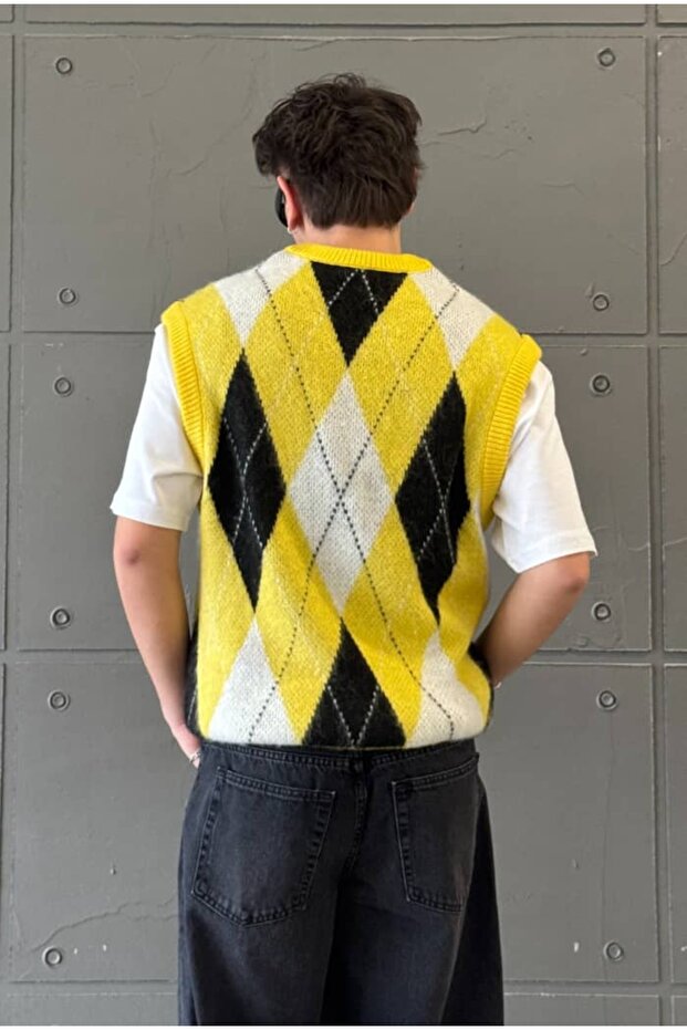 سترة منقوشة بالألماس - 8