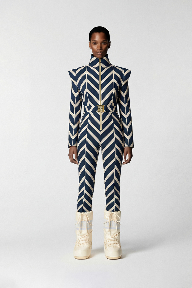 Niseko Kayak Tulumu – In Boot - 2