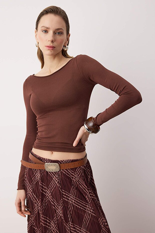 Wardrobe Essentials Kahverengi Yumuşak Dokulu Kayık Yaka İnce Triko Kazak TWOAW26KZ00293 - 6