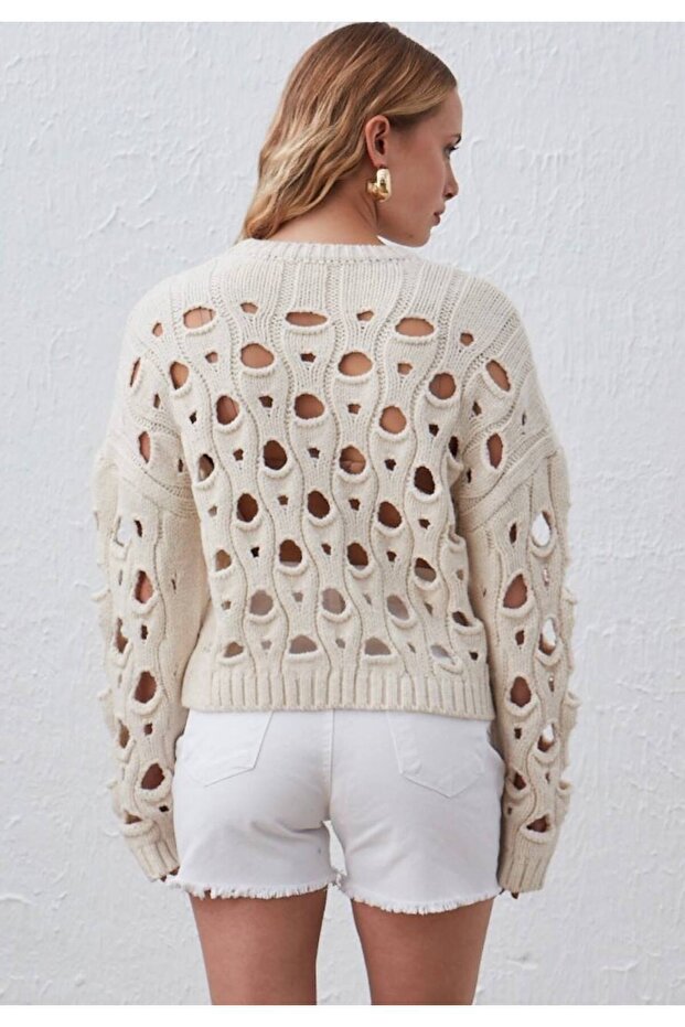 Ekru Oversize Delikli Kazak - 3