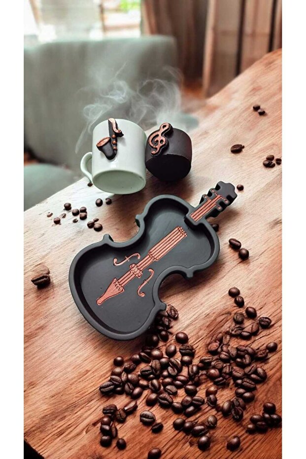 نموذج فنجان قهوة على شكل كمان - 3