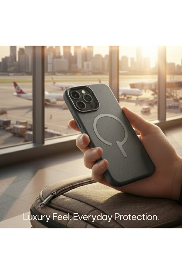 جراب جلدي فاخر للآيفون (رمادي تيتانيوم، آيفون 15 برو) - 2