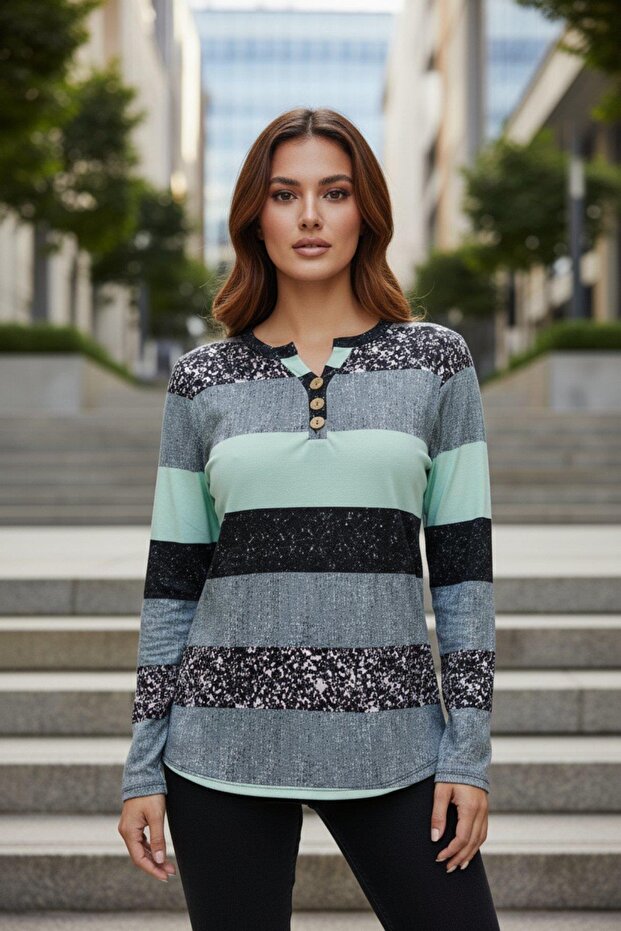 بلوزة سوبرم منقوشة بأزرار - أخضر - 1