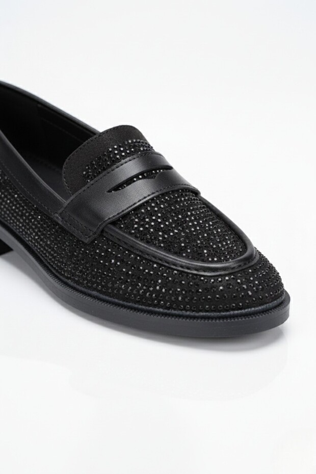 Noir Stone Detailed Women's Loafer Shoes – Black