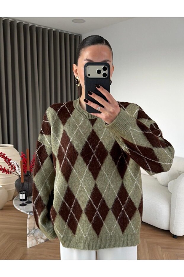 Women's Green Brown Diamond Patterned Sweater