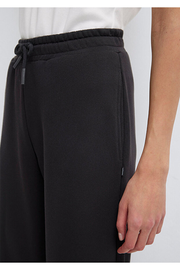 Μαύρο Basic Sweatpants 1600903-900 - 7