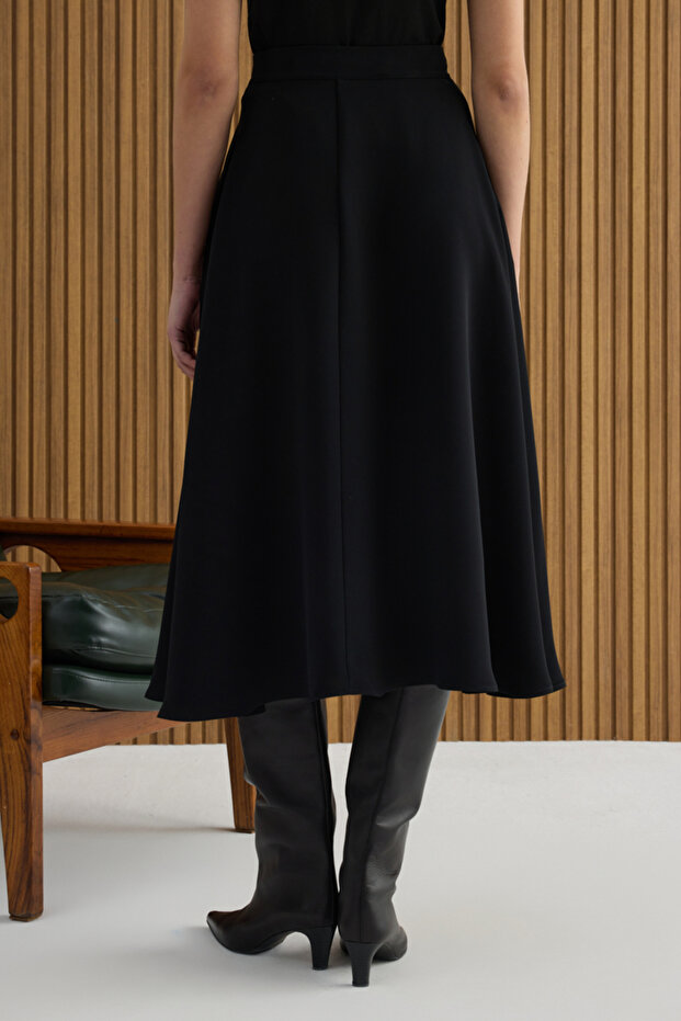 Siyah Pileli Dokuma Etek - 6