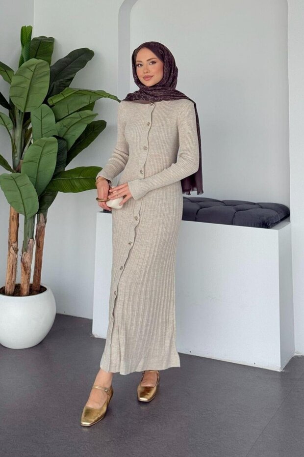 10 Düğmeli Triko Elbise - 2