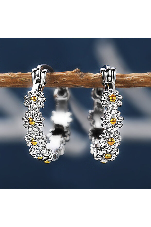 E757 Huitan Fresh Daisy Hoop Earrings For Women Simple Stylish Versatile Accessories Small Round Cir
