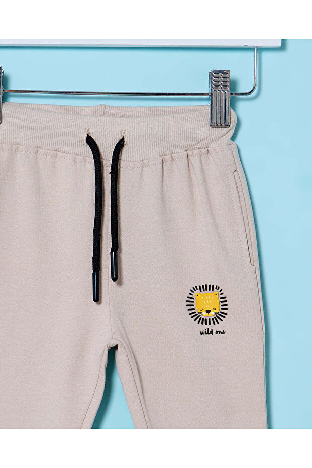بنطال رياضي أساسي باللون البيج للأولاد الرضع - 2