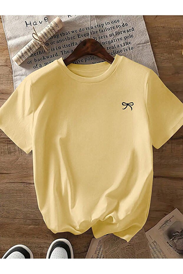 Women's Printed Bow Crew Neck T-Shirt