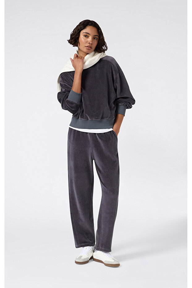 Elevated Basics Carrot Pants - 1