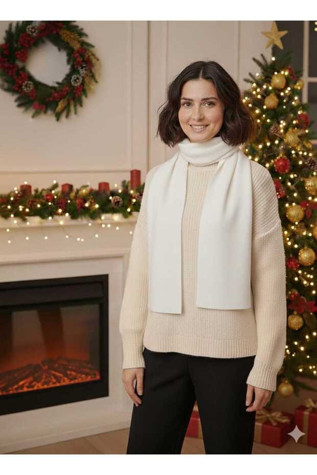 الملابس المحبوكة والوشاح - 1