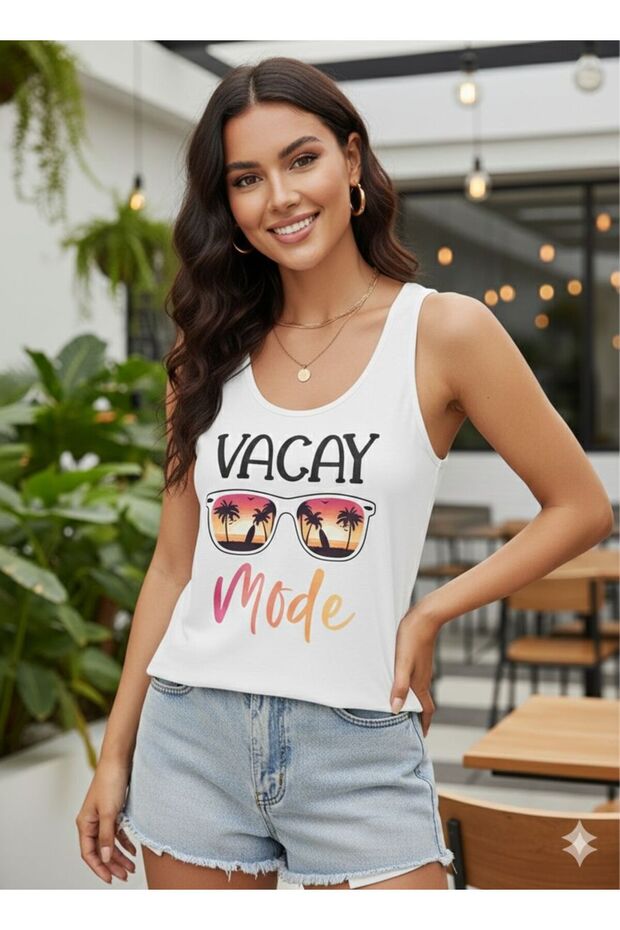 تيشيرت نسائي أساسي بحزام من Vacay Mode مطبوع