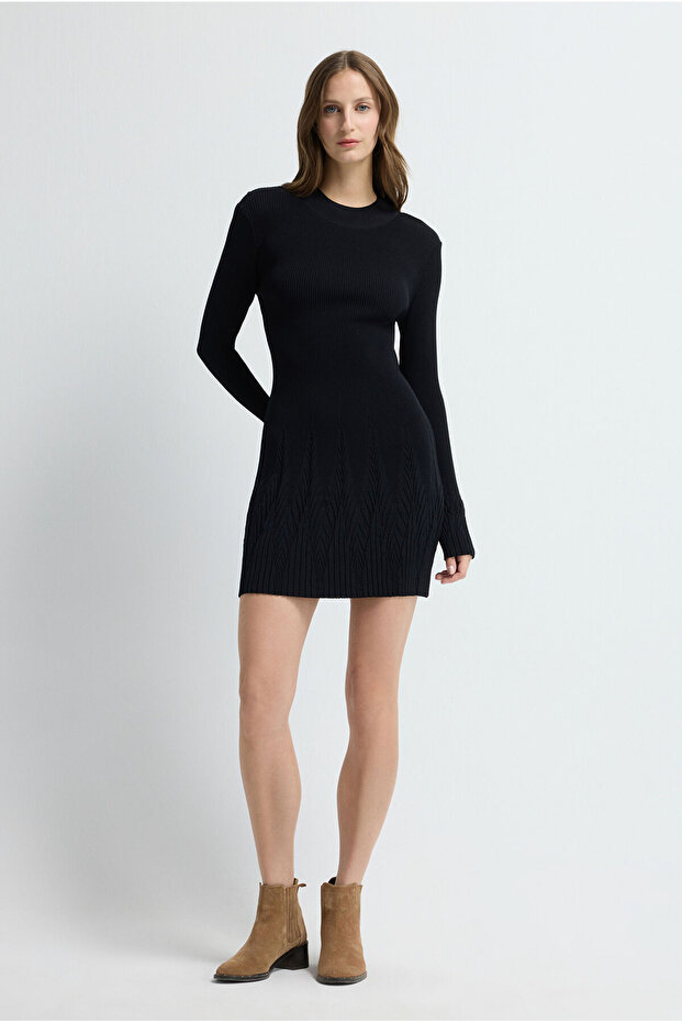 Dik Yaka Triko Elbise - 1