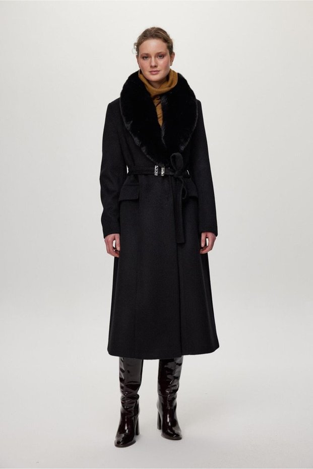 Black Coat with Fur Collar Pocket and Belt Detail 13886