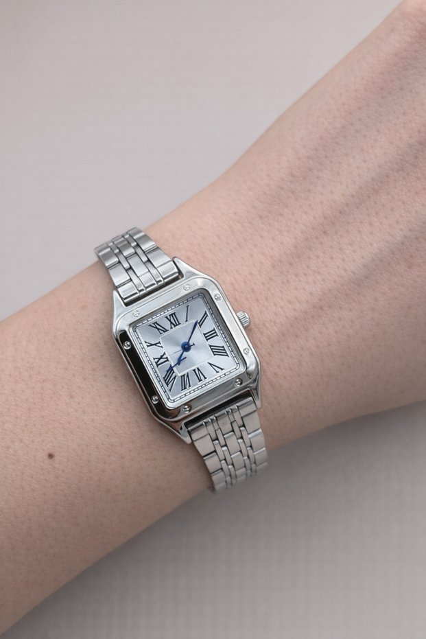 Stylish Square Design Steel Case Steel Band Silver Dial 20mm Women's Watch