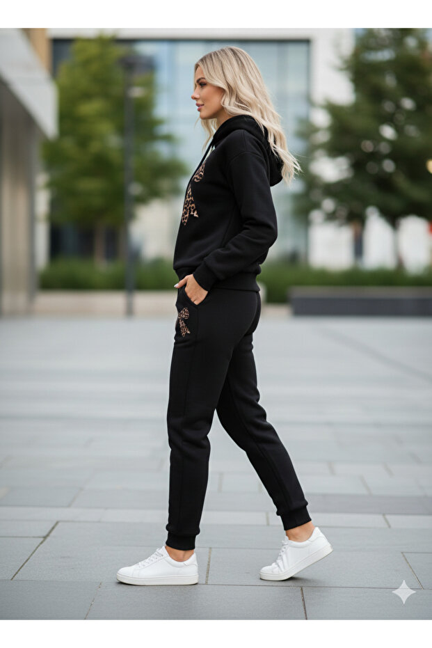 طقم بدلة رياضية بشريط الفهد مطبوع - 2