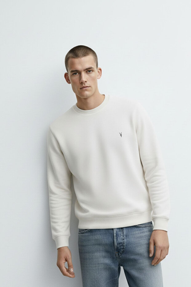 سويت شيرت رجالي ذو رقبة دائرية من إكرو الأساسي - 4