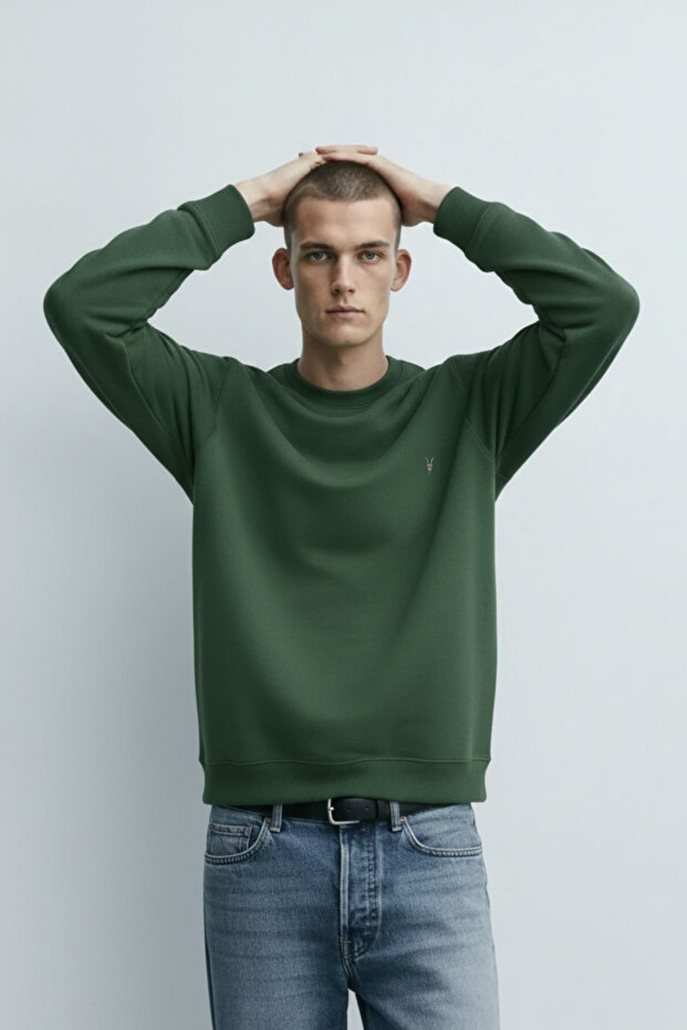 سويت شيرت رجالي ذو ياقة دائرية أساسي باللون الكاكي - 6