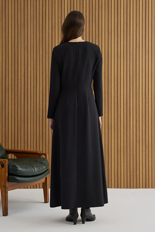 Siyah Dokuma Elbise - 4
