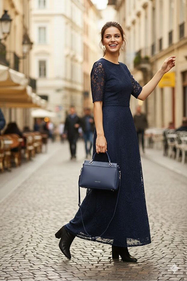 Women's hand and shoulder bag