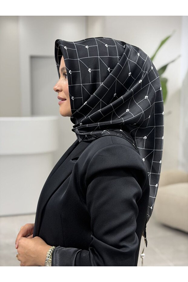 SURA SILK SCARF
