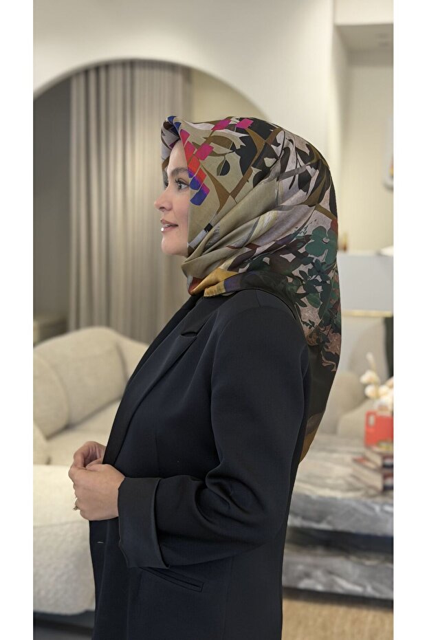 SURA SILK SCARF