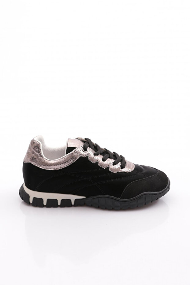 B0033 Women's Sports Shoes