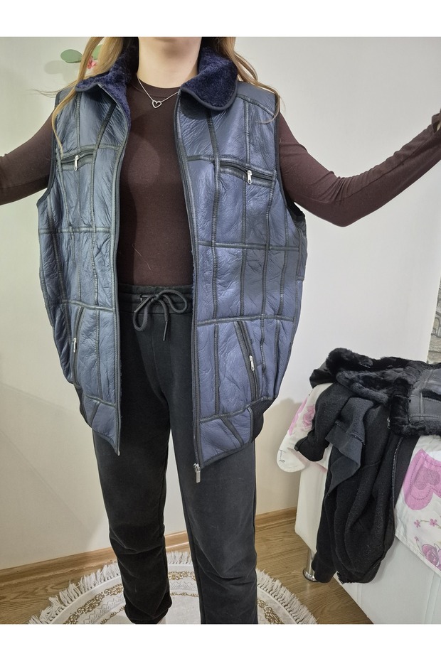 Patchwork Inside Fur-Outside Suede Genuine Leather Collared Vest with Piping and Knitwear Detail