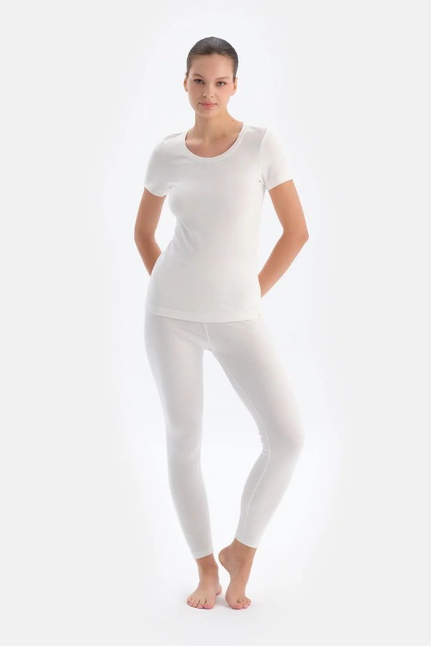 500V504 Women's Short Sleeve O Neck Thermal Underwear Set-Ecru
