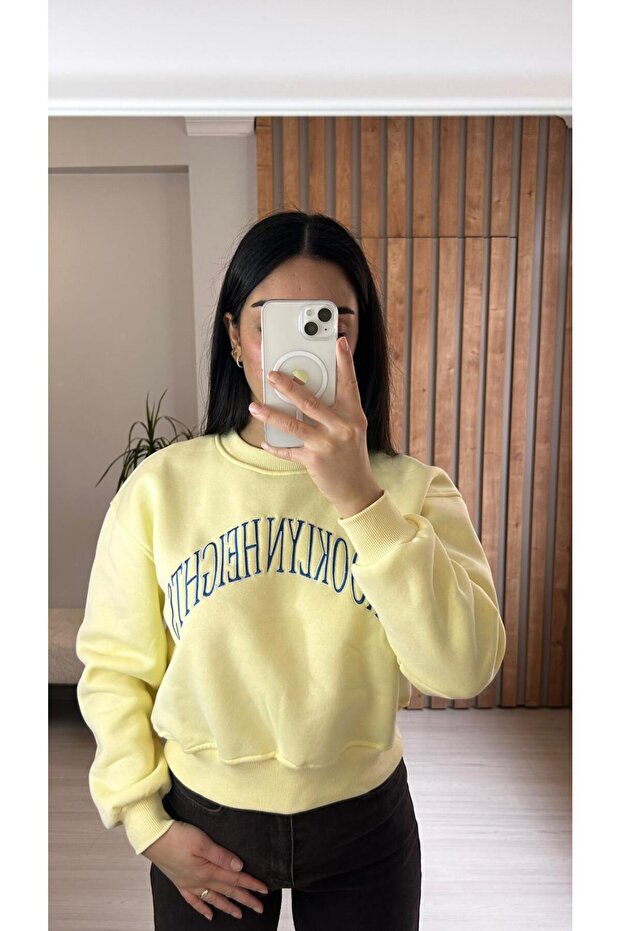 Nakış İşlemeli Sweatshirt - 1