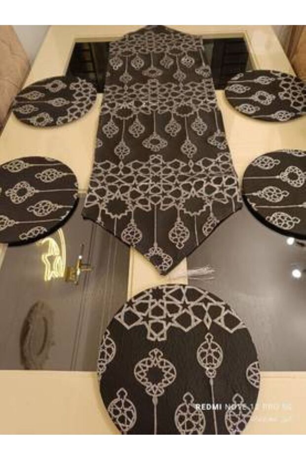 Ramadan runner tablecloth with 6 wooden coasters and silver fabric