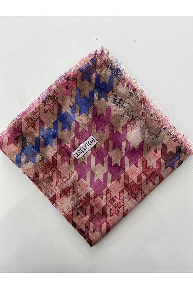 كتابة على قماش التول بنمط الغراب - 1