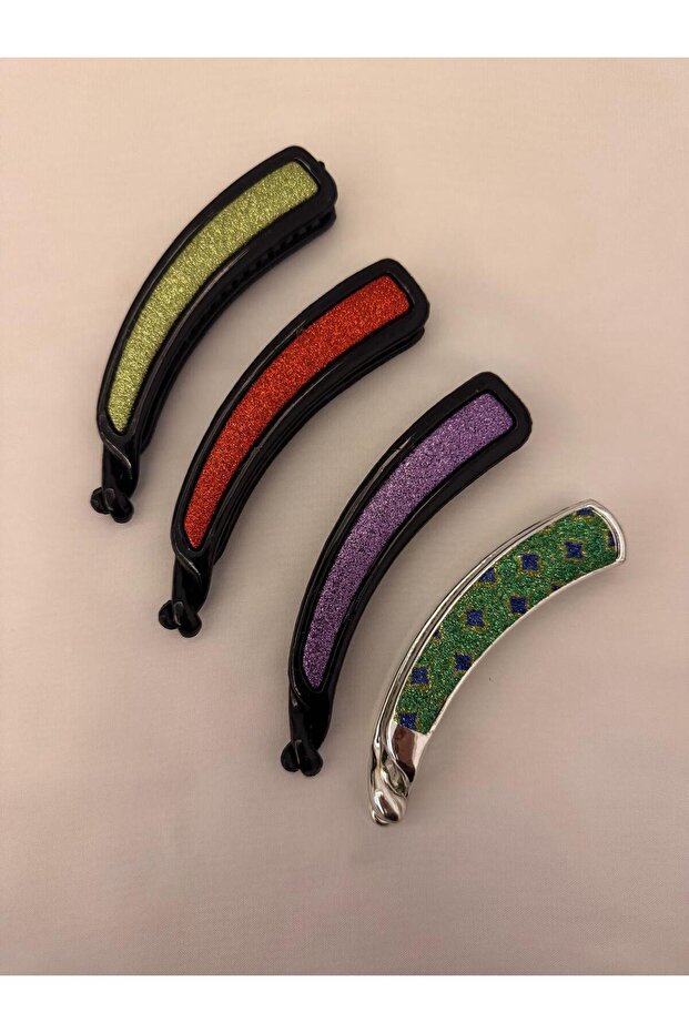 4 Pieces of Hair Clips