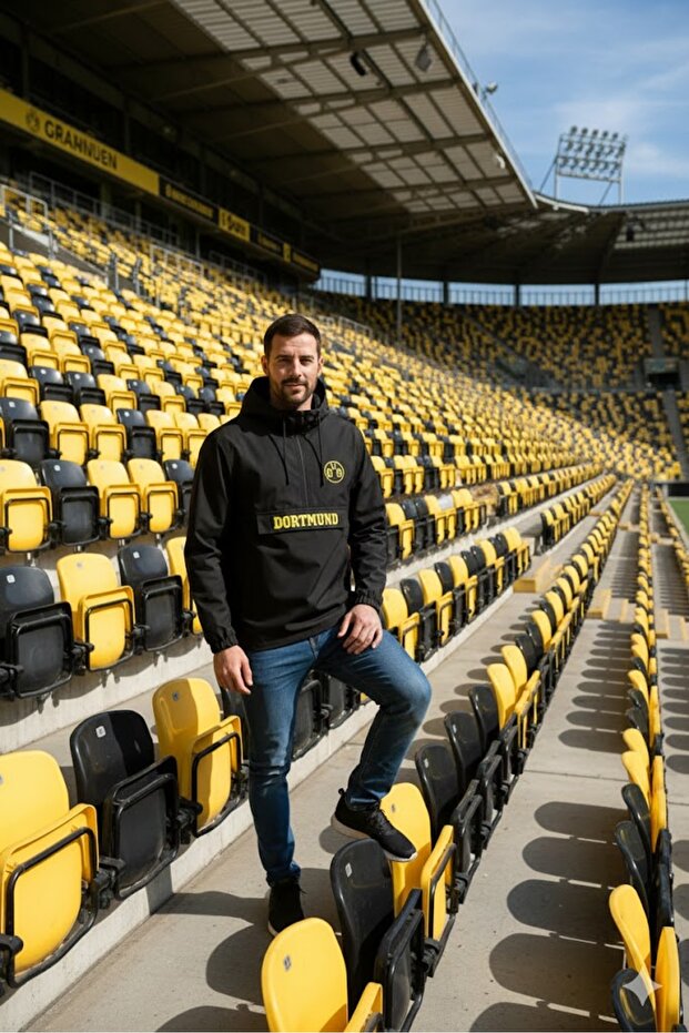 Dortmund Half Zip Raincoat
