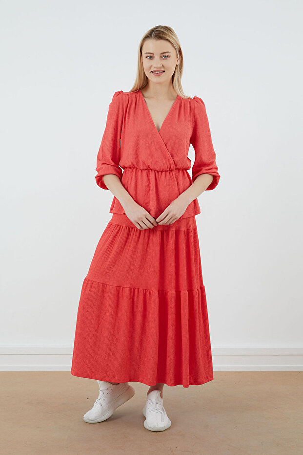 بلوزة بأكمام منتفخة - 4