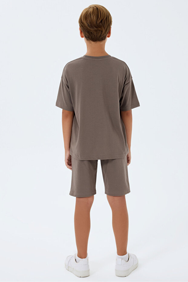 بدلة برمودا بنية للأولاد - 4