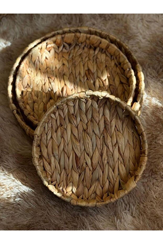 Round Wicker Trays - 2