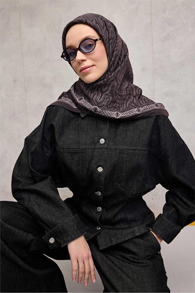 وشاح فيسكوز فيلورا بنمط سلسلة للفصول الأربعة، أسود داكن، 90×90