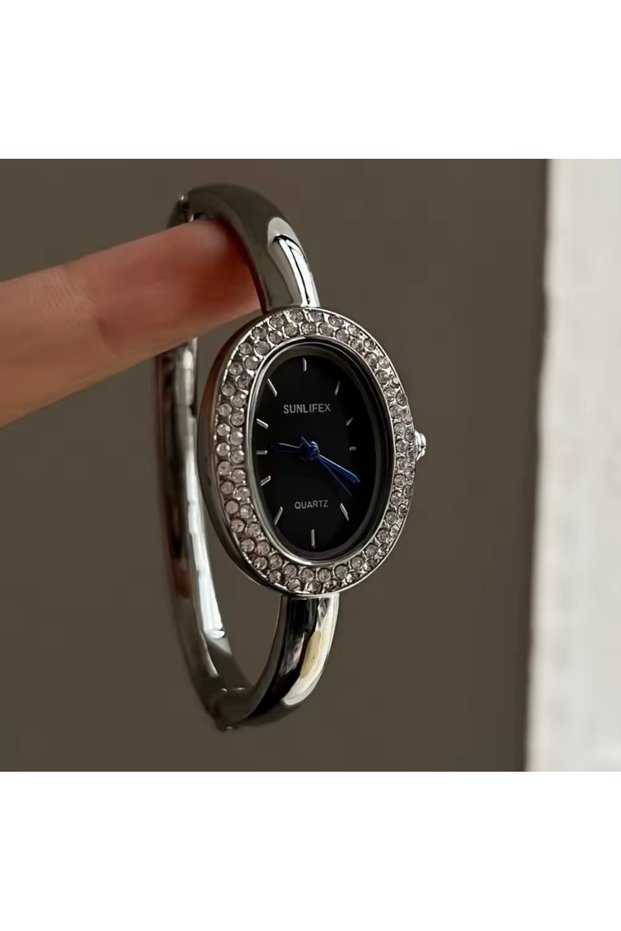 Bracelet Model Watch