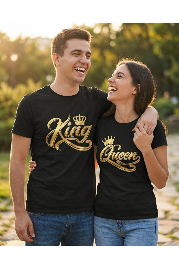 Printed Pair T-Shirt with'King & Queen' Pattern
