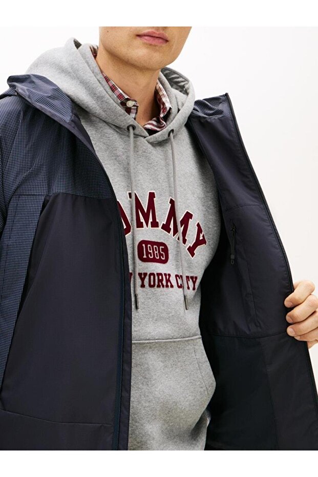 HOODED LIGHTWEIGHT JACKET - 5