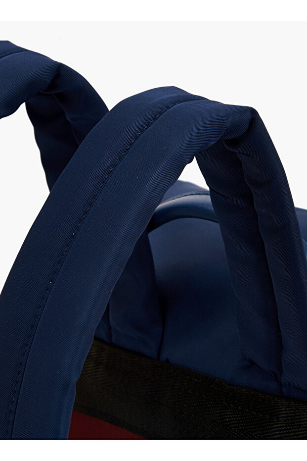 حقيبة ظهر من النايلون بألوان متداخلة مع أحزمة قابلة للتعديل - 5