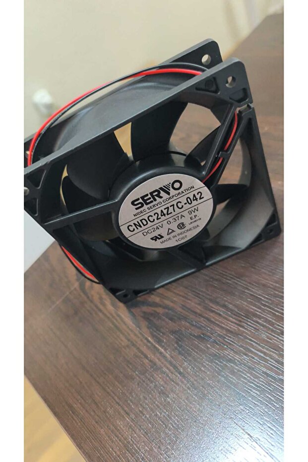 SERVO CNDC24Z7C-042