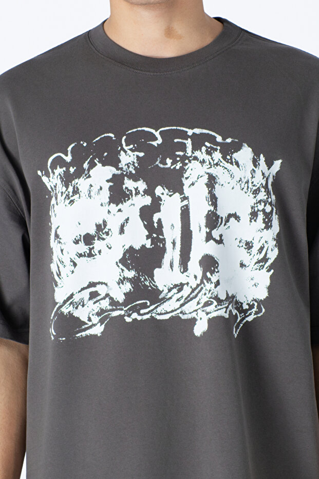 تيشيرت بطبعة امامية - 2